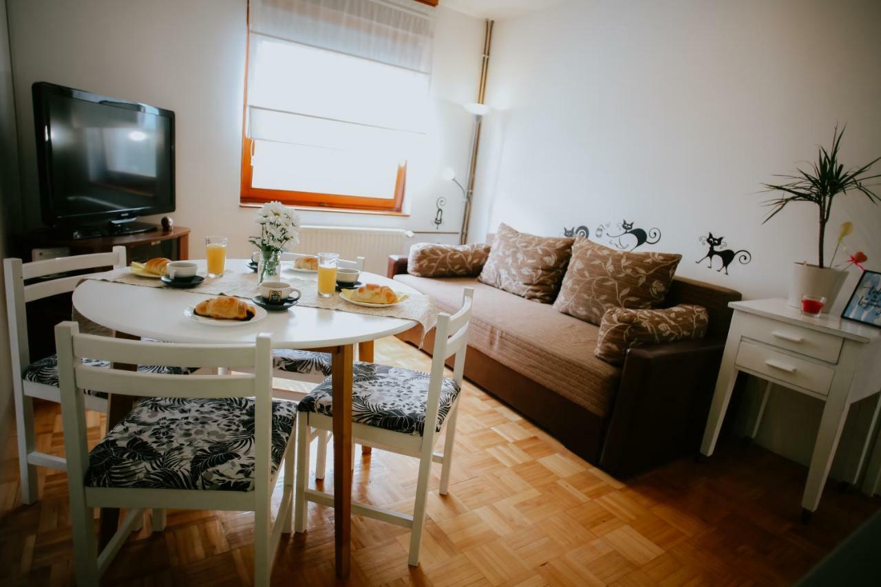 Petros Apartmani Vukovar Exterior photo